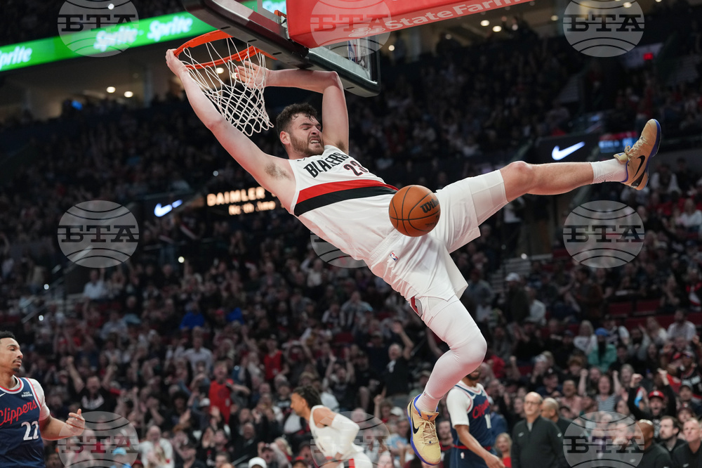 APTOPIX Clippers Blazers Basketball