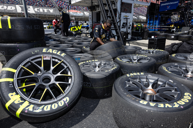 NASCAR Bristol Auto Racing