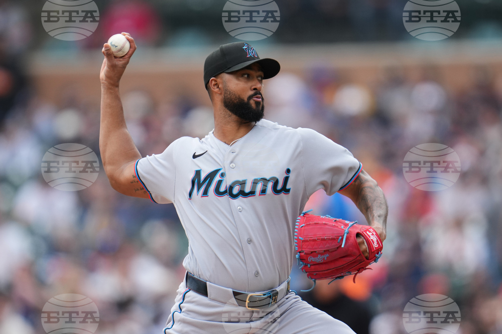 Marlins Tigers Baseball