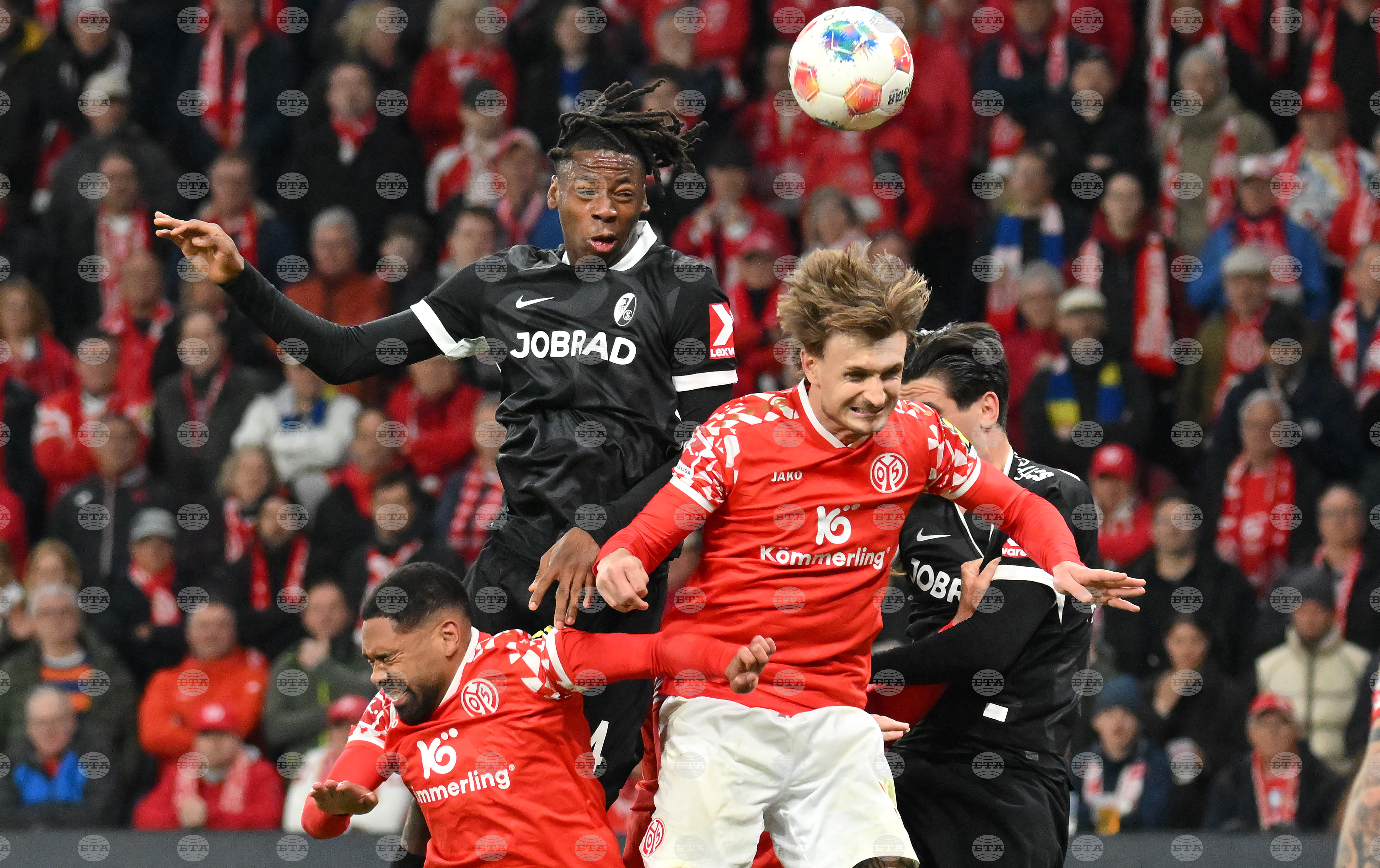 Фрайбург спечели минимална победа срещу Майнц в Бундеслигата