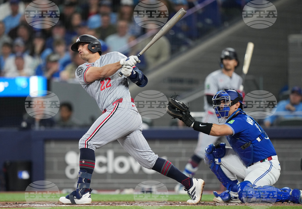 Twins Blue Jays Baseball