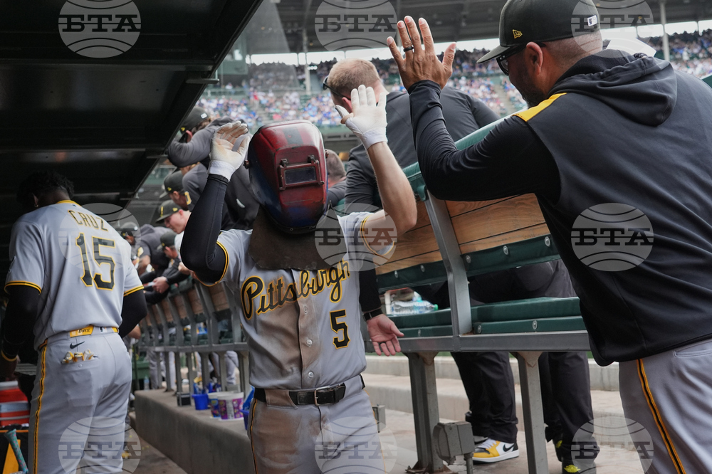 Pirates Cubs Baseball