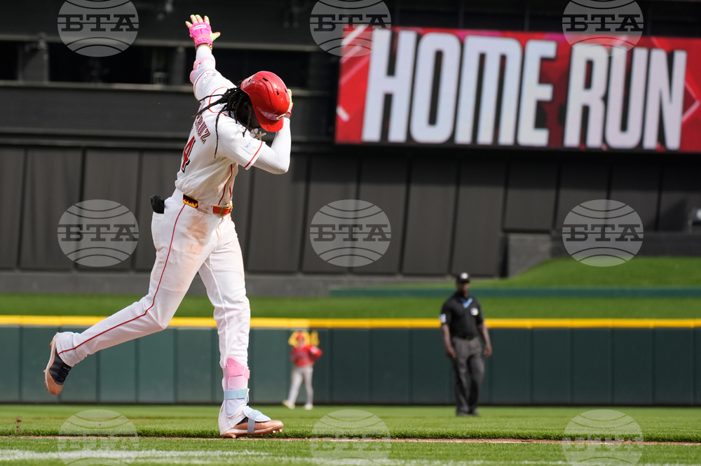 Angels Reds Baseball