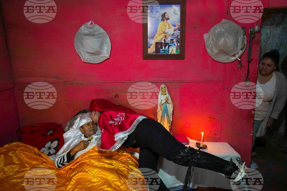 APTOPIX Chile Horseback Procession