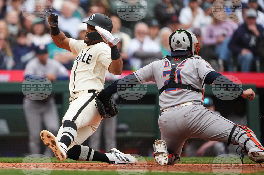 Astros Mariners Baseball