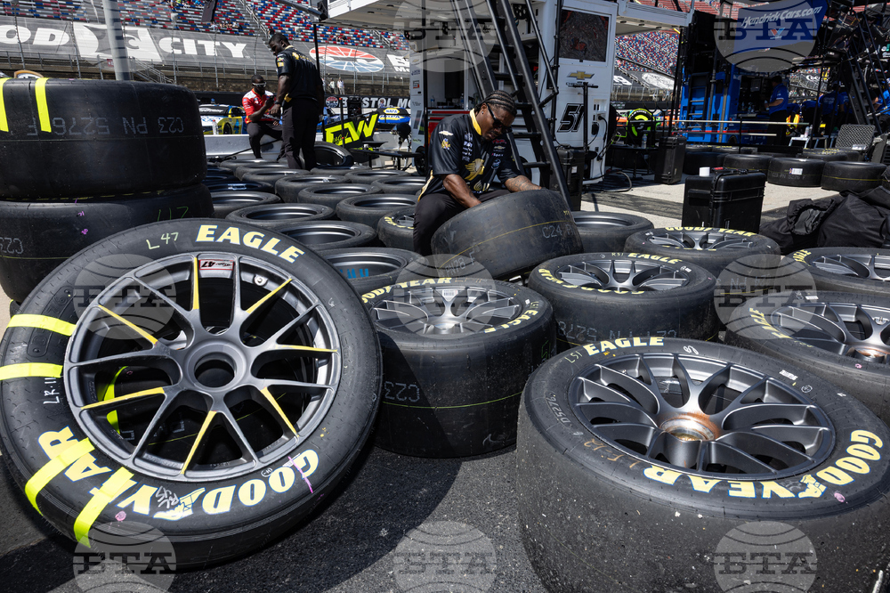 NASCAR Bristol Auto Racing