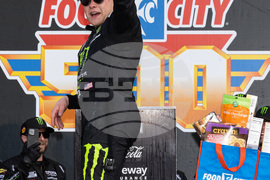 NASCAR Bristol Auto Racing