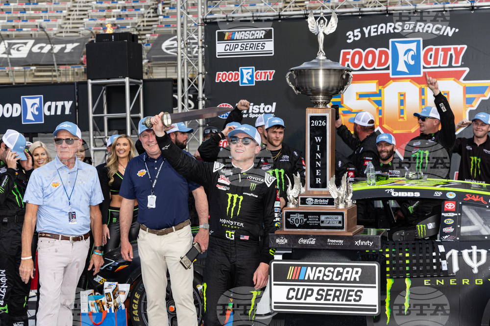 NASCAR Bristol Auto Racing