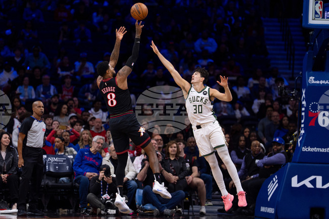 Bucks 76ers Basketball