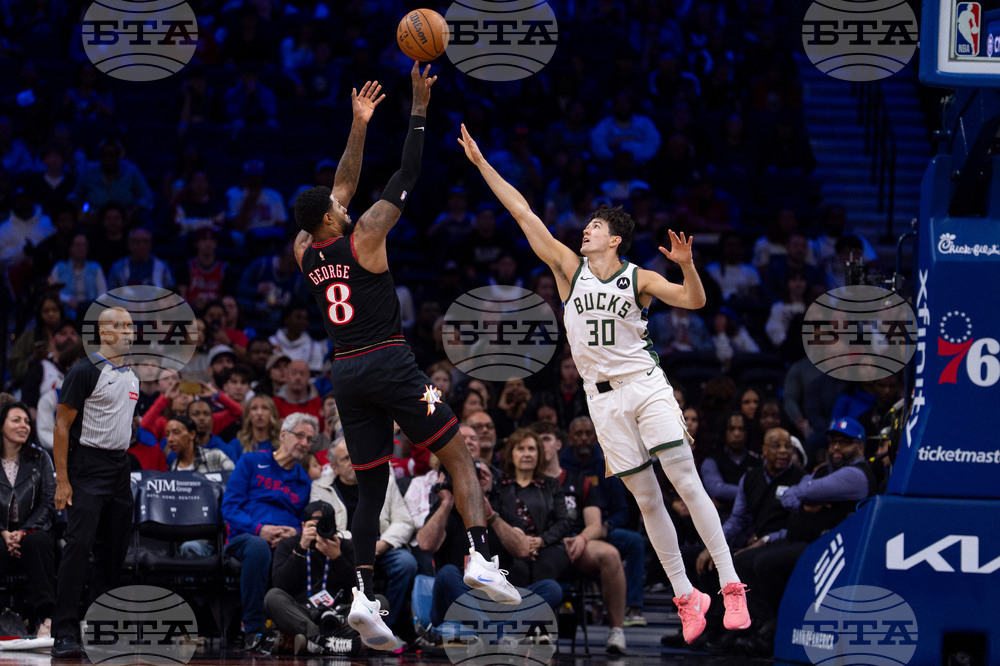 Bucks 76ers Basketball