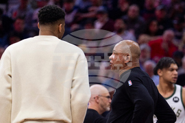 Bucks 76ers Basketball