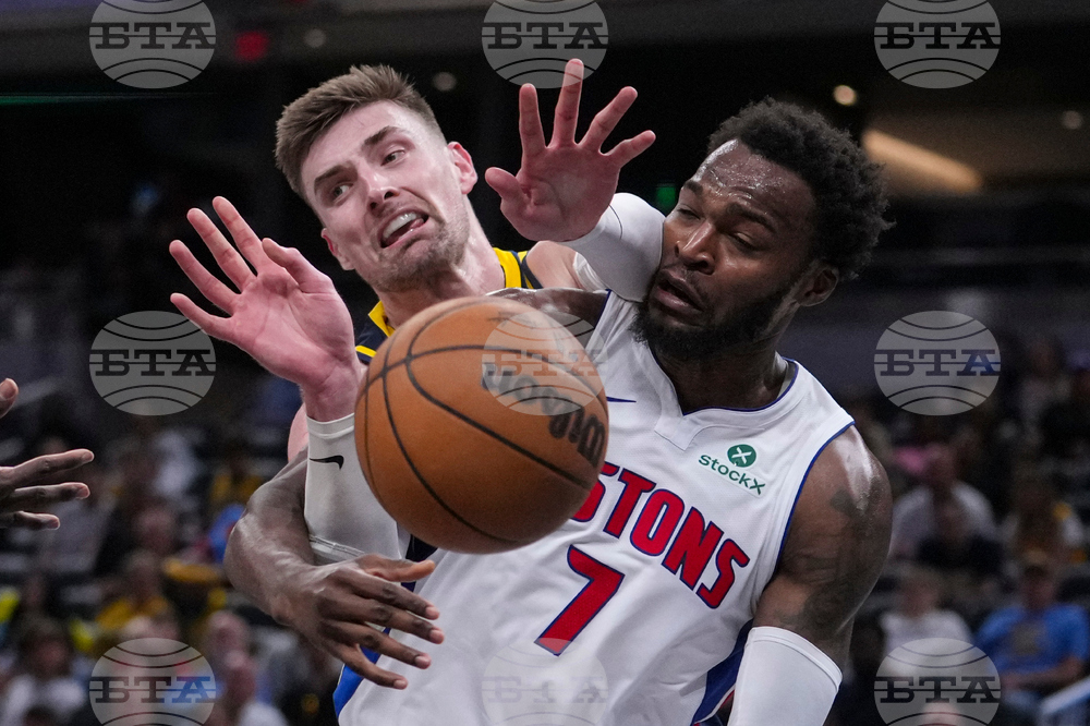 APTOPIX Pistons Pacers Basketball
