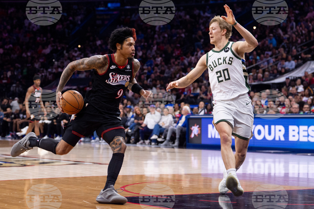 Bucks 76ers Basketball