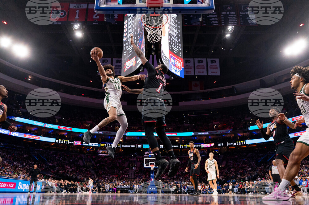 Bucks 76ers Basketball