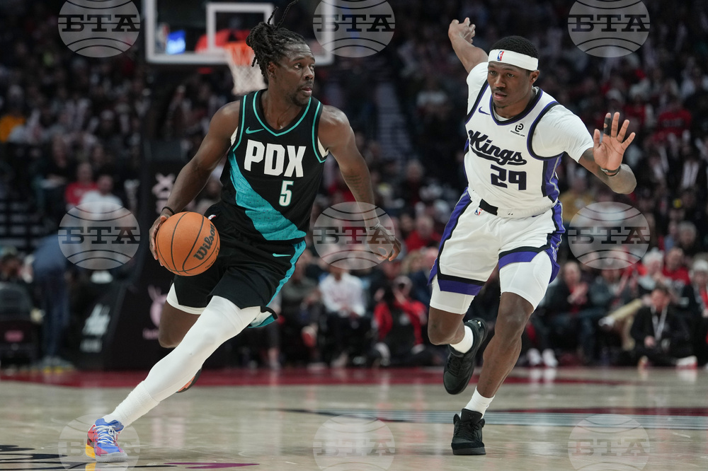 Kings Trail Blazers Basketball