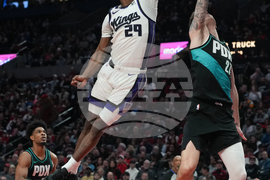 Kings Trail Blazers Basketball