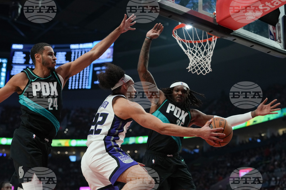 Kings Trail Blazers Basketball