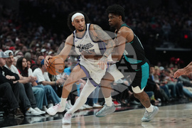 Kings Trail Blazers Basketball