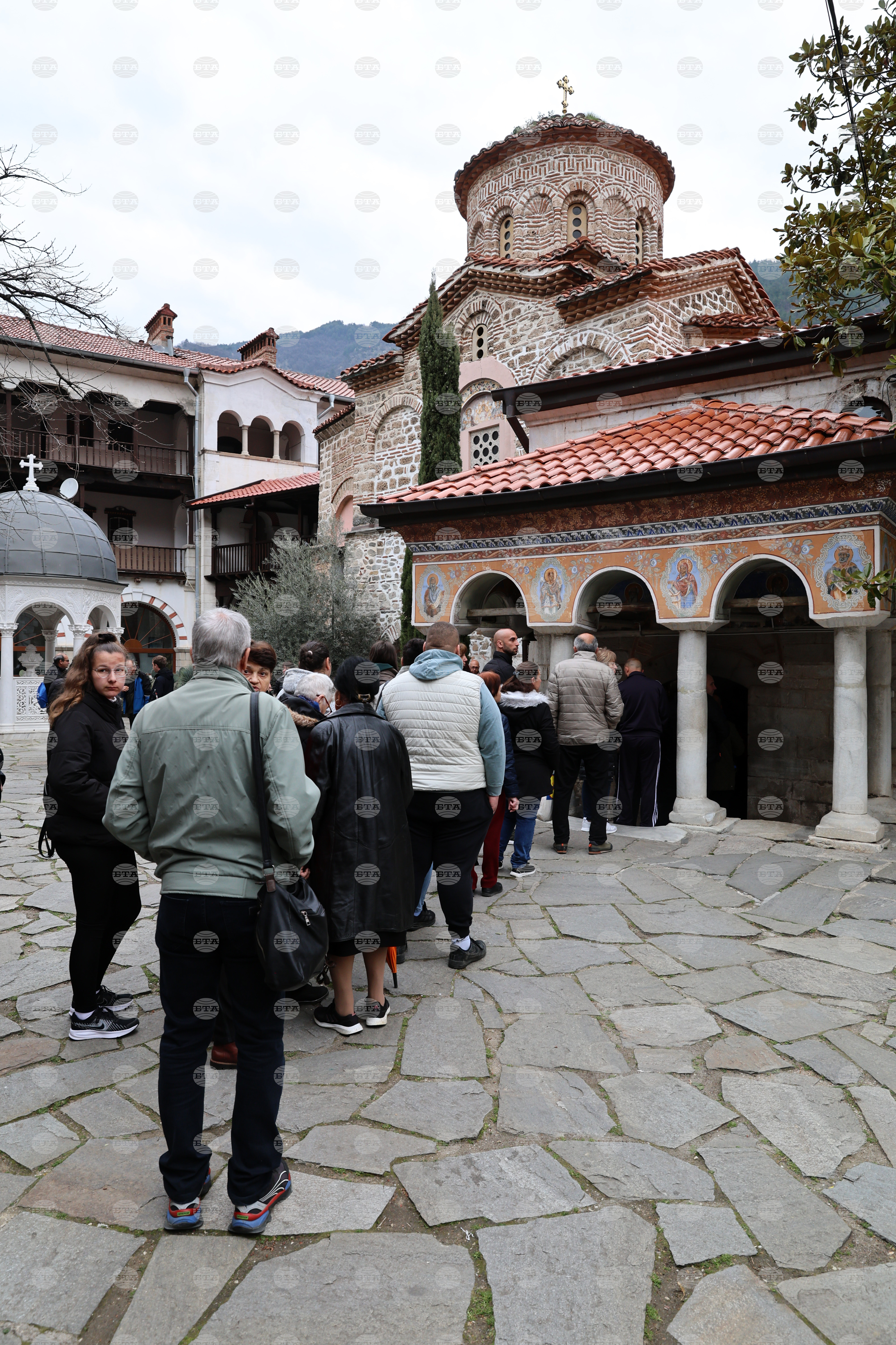 Бачковски манастир - чудотворна икона на Света Богородица