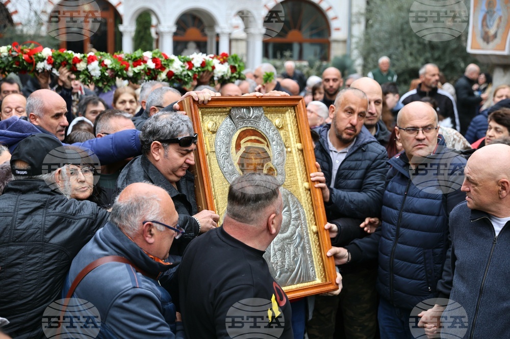 Бачковски манастир - литийно шествие