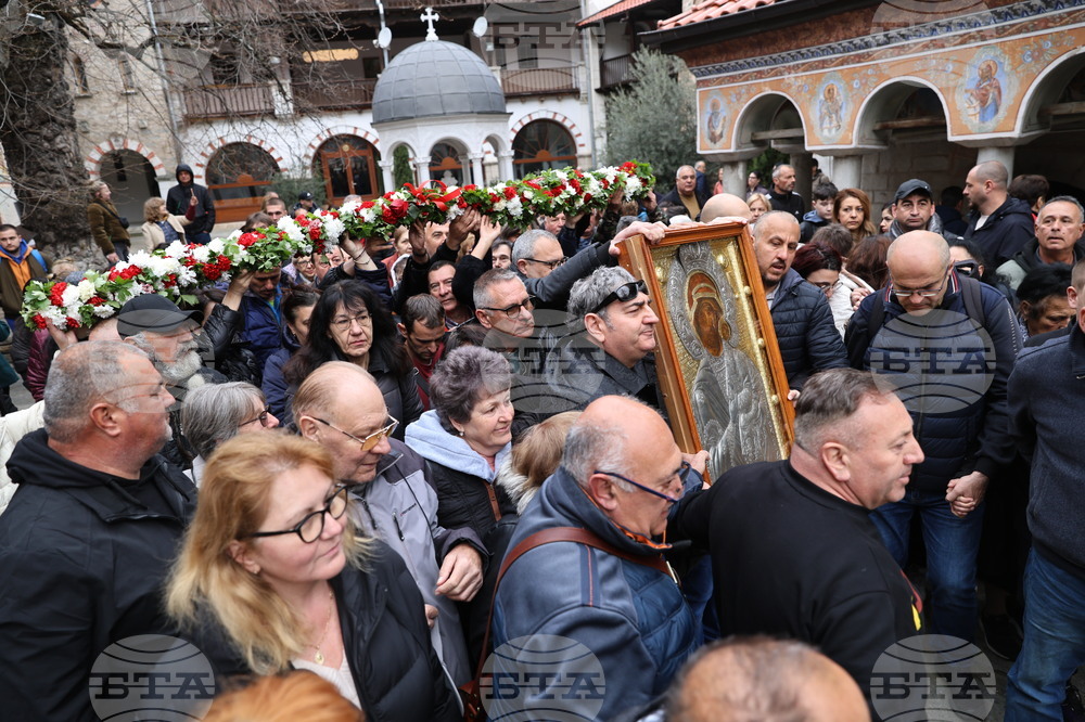 Бачковски манастир - чудотворна икона на Света Богородица