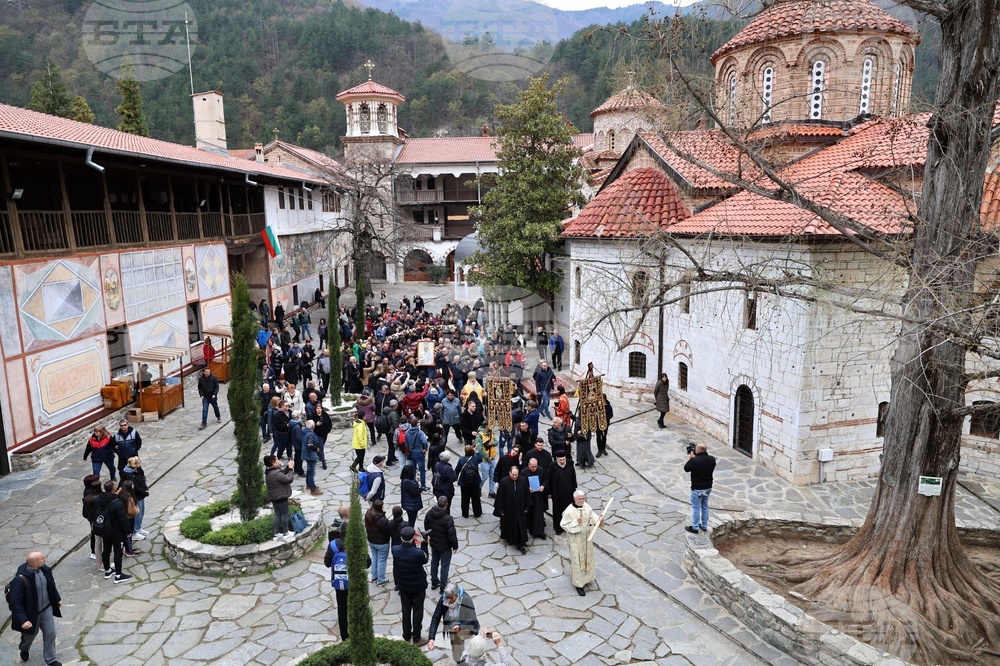Бачковски манастир - чудотворна икона на Света Богородица
