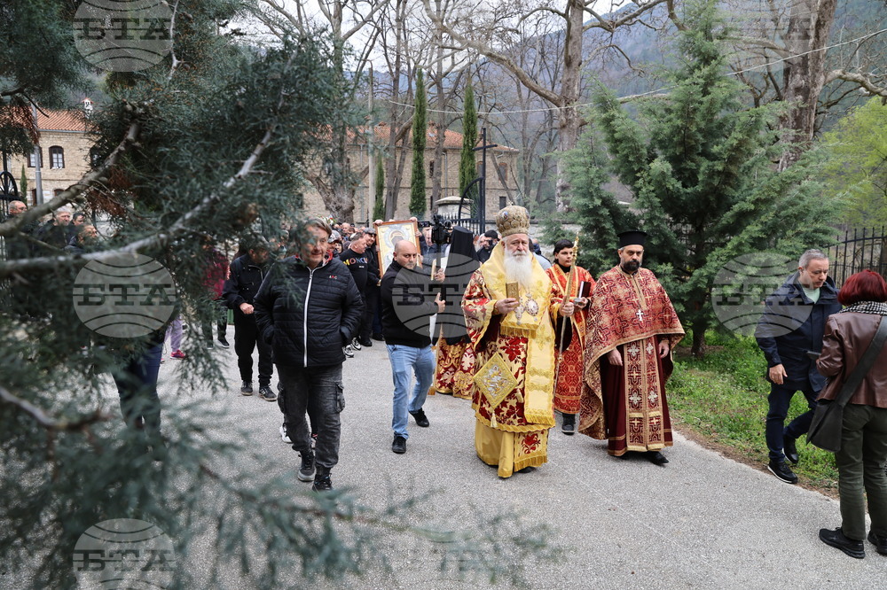 Бачковски манастир - чудотворна икона на Света Богородица
