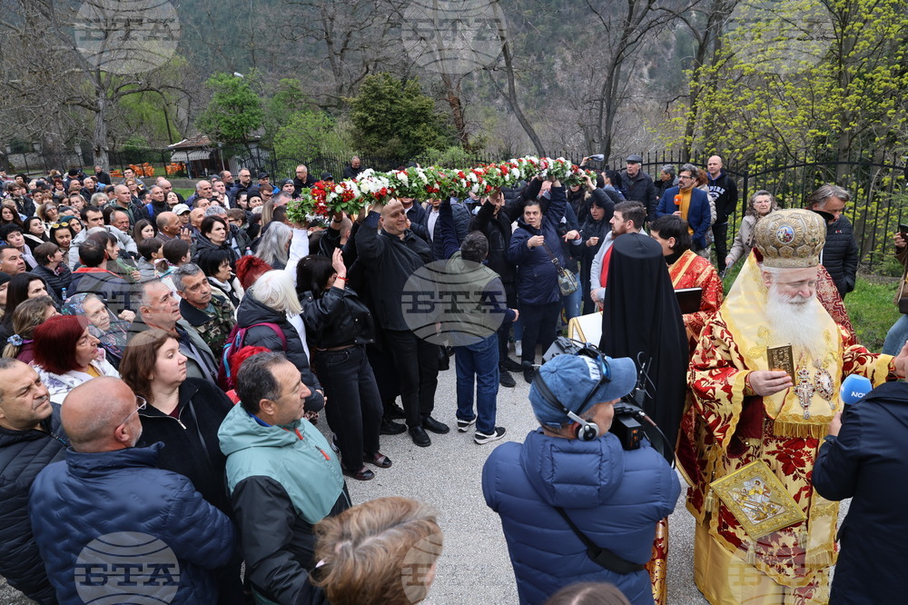 Бачковски манастир - чудотворна икона на Света Богородица