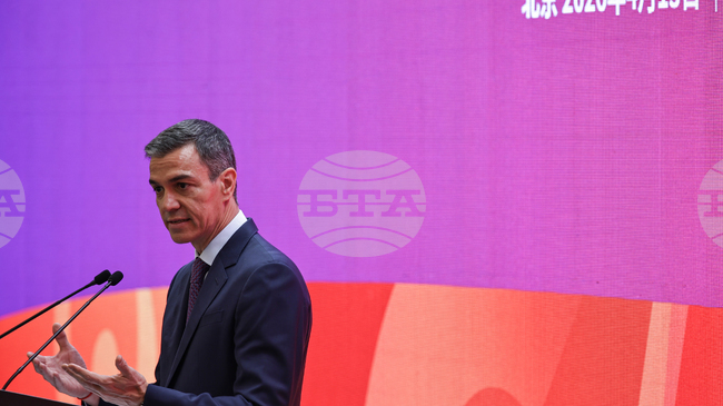 Педро Санчес призова в Пекин Китай да работи за мир в Иран, Украйна и Газа и да отвори търговията си за страните от ЕС