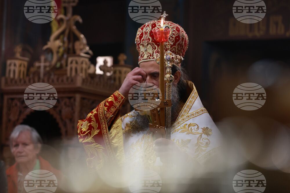 Храм „Възкресение Христово“ - света литургия