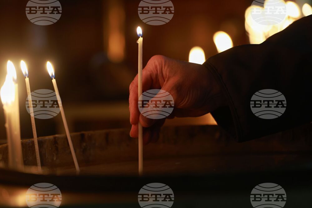 Храм „Възкресение Христово“ - света литургия