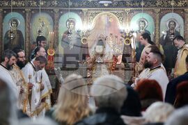 Храм „Възкресение Христово“ - света литургия