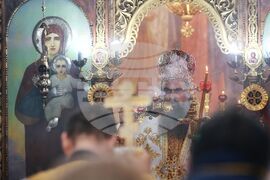 Храм „Възкресение Христово“ - света литургия