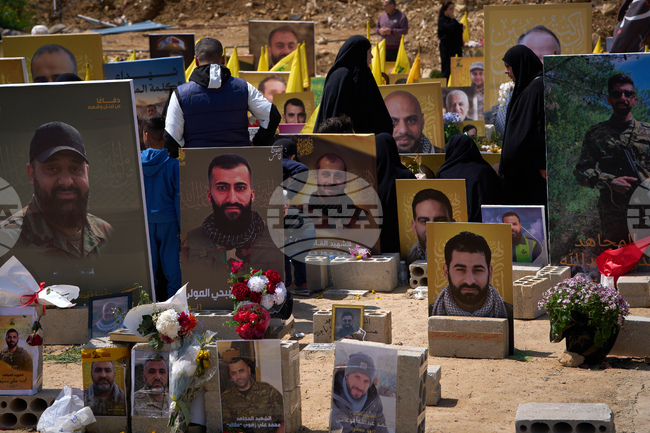 Израелската армия обяви, че е убила в сряда над 250 бойци на "Хизбула" 