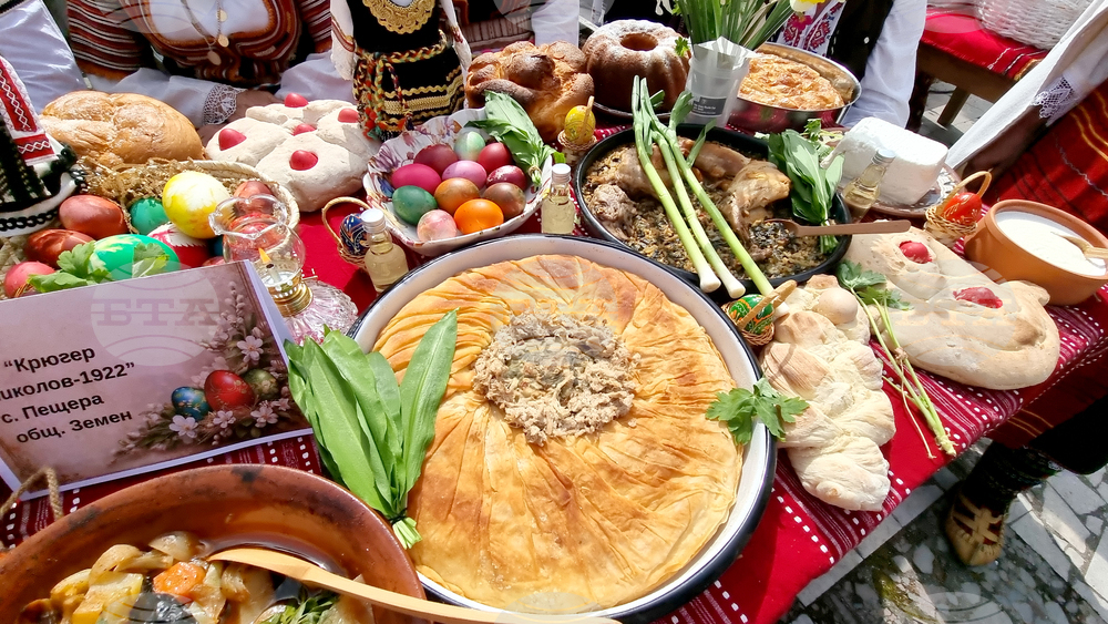 Село Извор - „Червен, червен Великден“ - регионален конкурс