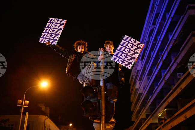 В сръбската област Войводина празнуваха резултата от изборите в Унгария