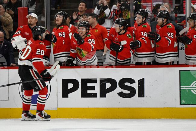 Sabres Blackhawks Hockey