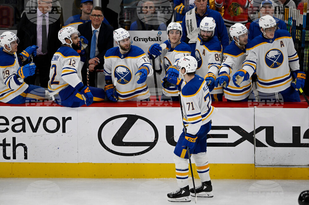 Sabres Blackhawks Hockey