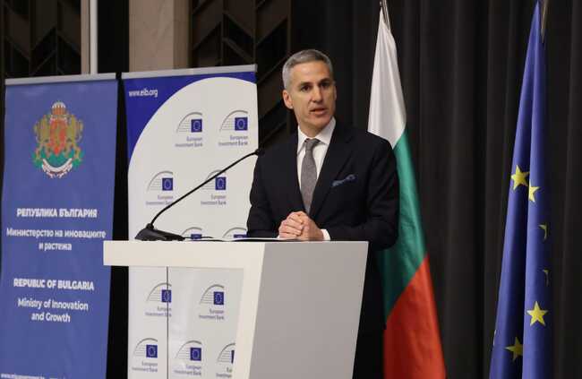 Премиерът Гюров: Избираме да инвестираме в идеи, иновации и хора, които създават бъдещето