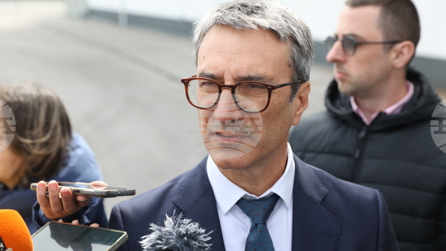 Резервите от горива трябва да се използват само при недостиг, а не за регулиране на цените, смята Трайчо Трайков 