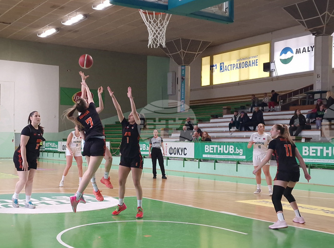 Стара Загора - баскетбол - жени - Берое - Българска федерация по баскетбол