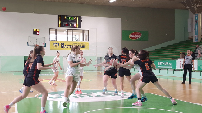 "Дадохме всичко от себе си", заяви баскетболистката на Берое Златка Маданкова 