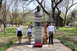 Украйна - Болградска гимназия „Георги Сава Раковски“ - патронен празник