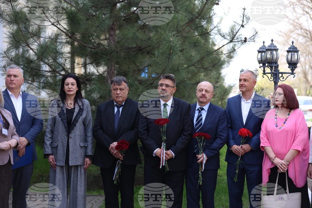 Украйна - Болградска гимназия „Георги Сава Раковски“ - патронен празник