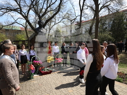 Украйна - Болградска гимназия „Георги Сава Раковски“ - патронен празник