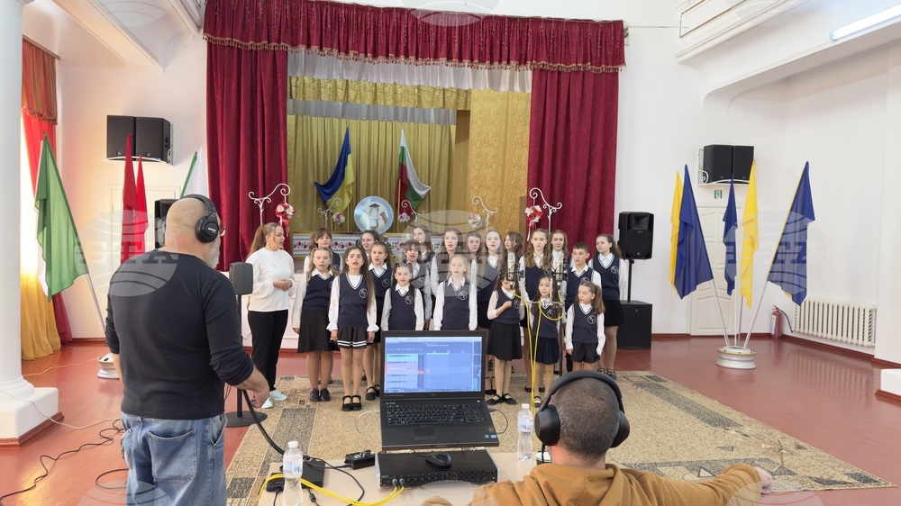 Украйна - Болградска гимназия „Георги Сава Раковски“ - нов училищен химн