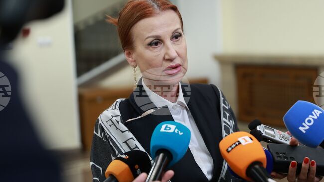 Президентът на БФХГ Илиана Раева след представянето на доклада на Димитър Бербатов: "Възхитена съм от това, което е направено"