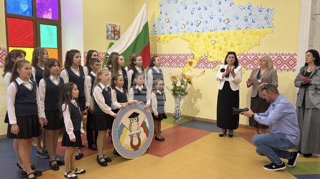 Украйна - Болградска гимназия „Георги Сава Раковски“ - нов училищен химн