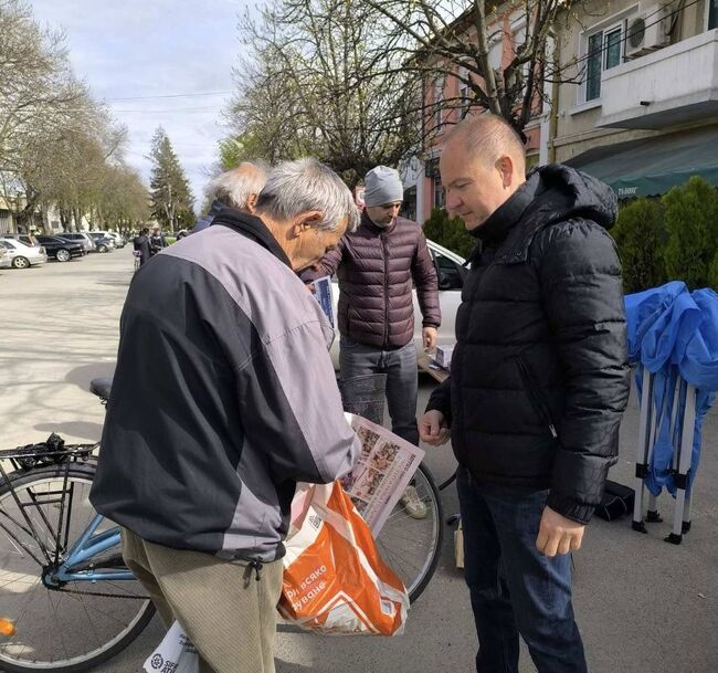 Ще продължим да работим за по-добра инфраструктура, каза в Стралджа водачът на листата на ГЕРБ-СДС в Ямболско Димитър Иванов