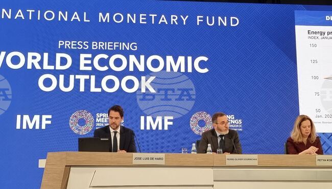 МВФ публикува понижени прогнози за световната икономика с три сценария, зависещи от развитието на войната в Близкия изток